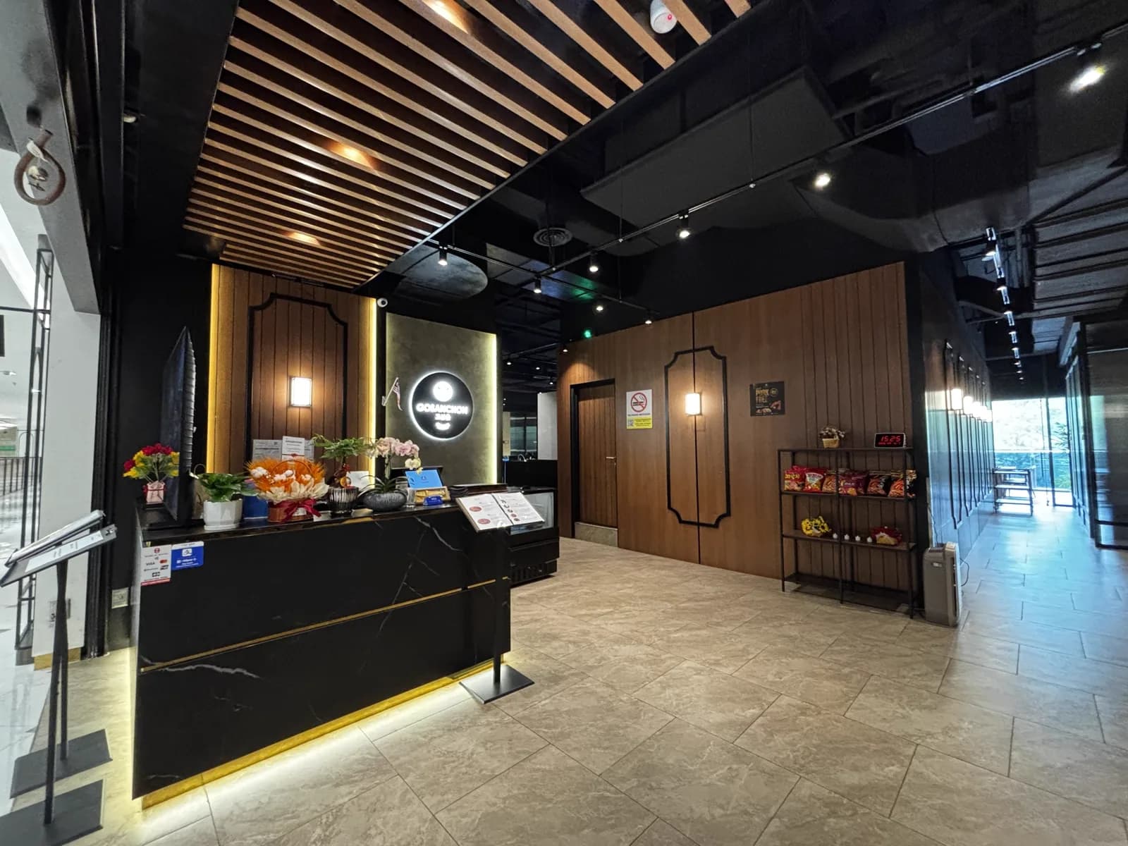 GOSANCHON — entrance