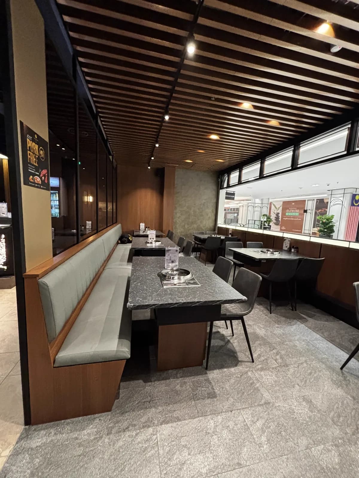 GOSANCHON — outside covered